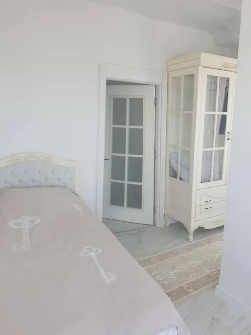 Antalya Konyaalti Plajinda Dublex Gemi Ev Apartment
