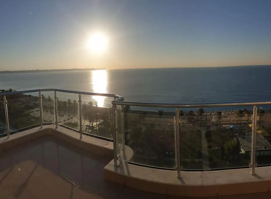 Antalya Konyaalti Plajinda Dublex Gemi Ev Apartment