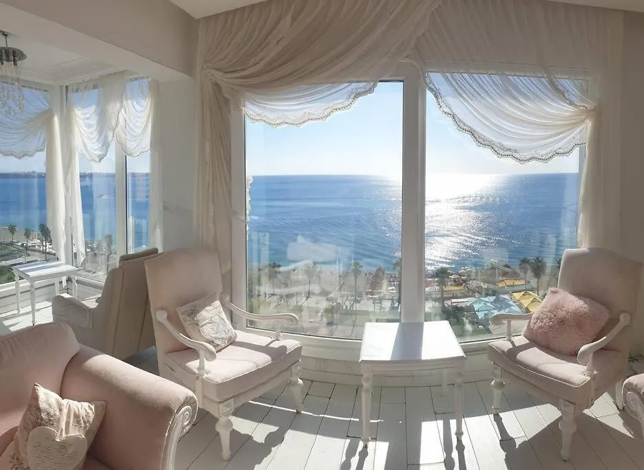 Apartment Ferienwohnung Antalya Konyaalti Plajinda Dublex Gemi Ev Türkei