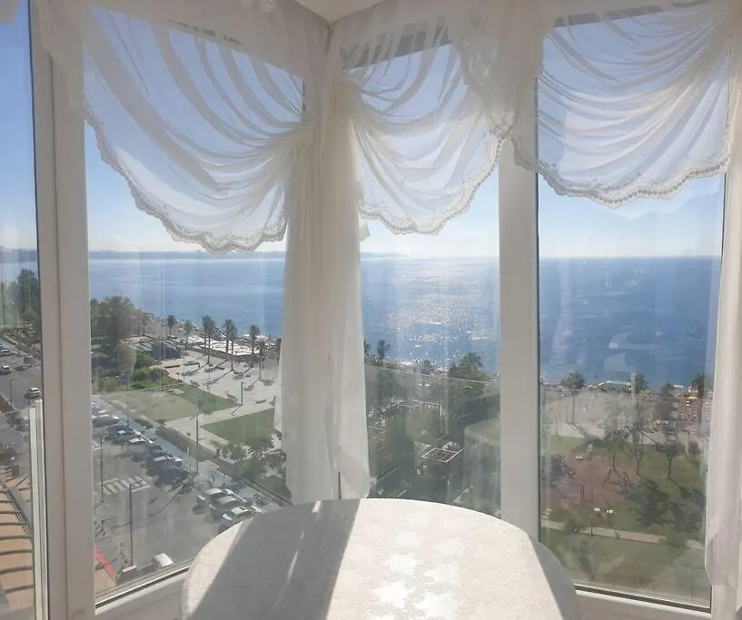 Ferienwohnung Antalya Konyaalti Plajinda Dublex Gemi Ev 0*,